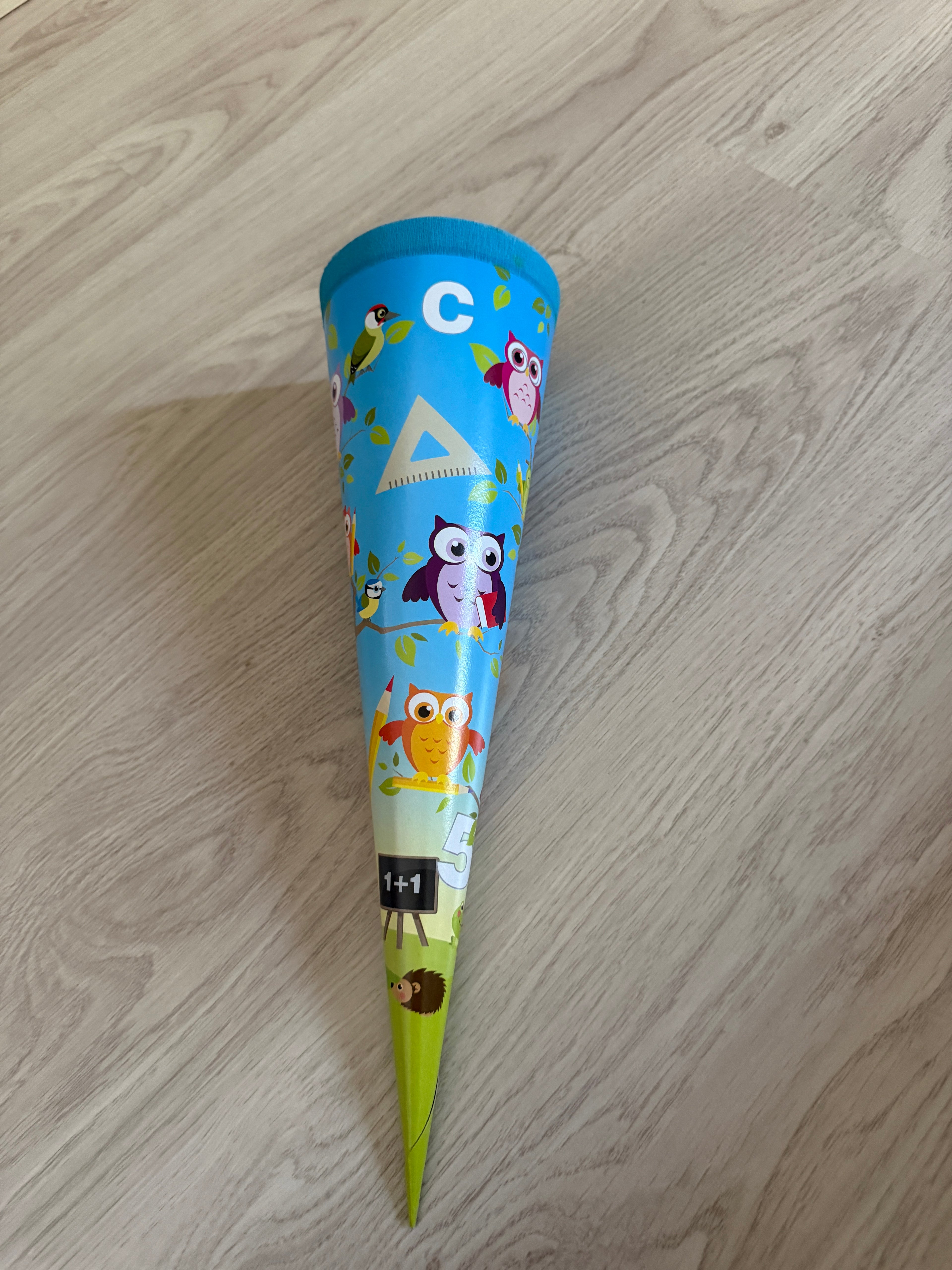 💖 Kawaii Schultüte (35 cm) + 1 Surprise Scoops 🎀